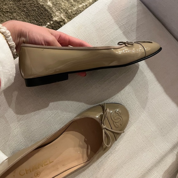 Chanel Patent Leather Ballet Flats - Picture 5 of 11